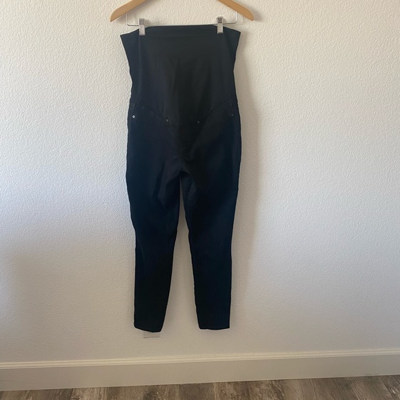 Levi’s Maternity skinny jeans- black - Picture 4 of 8